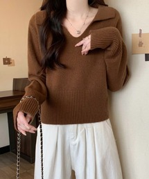襟付きVネックニット