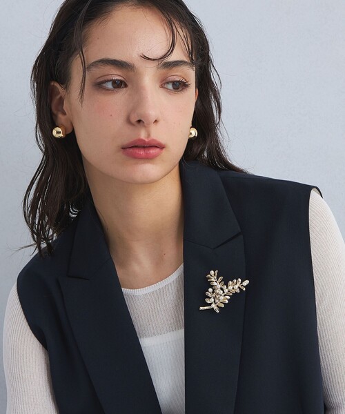 green label relaxing（グリーンレーベルリラクシング）の「リーフ ブローチ（ブローチ/コサージュ・レディース・ゴールド/シルバー・FREE）」の4枚目の写真