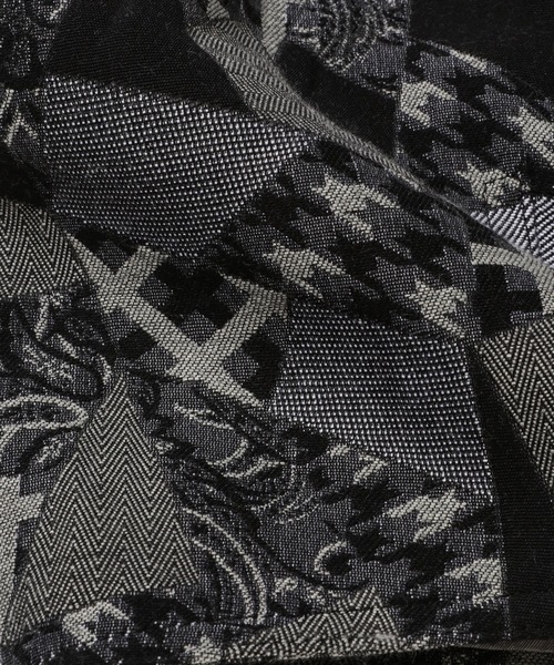 ANREALAGE(アンリアレイジ)の「PATCHWORK JACQUARD BUSTIER(チューブトップ・レディース・ネイビー/グレー・38/36)」の5枚目の写真