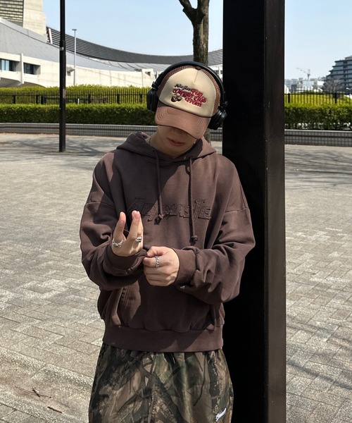 ADAMASTE(アダマスト)の「pigment logo hoodie - ピグメントロゴフーディ(パーカー・メンズ・ブラウン/レッド/ブラック/ブルー・MEDIUM/LARGE)」の13枚目の写真