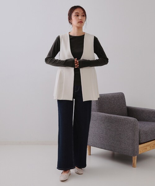 OPAQUE.CLIP（オペークドットクリップ）の「シアーベロアトップス【洗濯機洗い可】（Tシャツ/カットソー・レディース・ナチュラル/オフホワイト/チャコールグレー/ネイビー・38/40/42）」の10枚目の写真