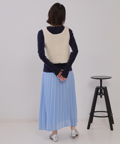 OPAQUE.CLIP（オペークドットクリップ）の「シアーベロアトップス【洗濯機洗い可】（Tシャツ/カットソー・レディース・ナチュラル/オフホワイト/チャコールグレー/ネイビー・38/40/42）」の19枚目の写真