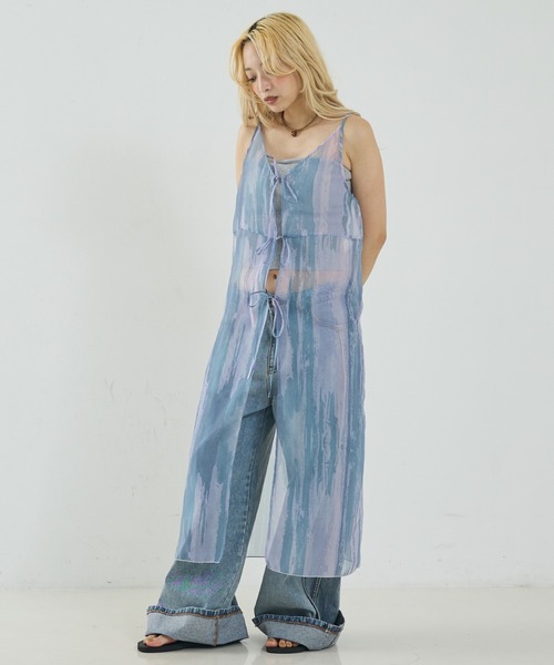 NOMINE(ノミネ)の「【前後着用可】水彩アート ニュアンス柄 2WAY シアー キャミワンピース ロング丈(ワンピース・レディース・グレイッシュブルー/オレンジ/ベージュ/チャコールグレー/ブラウン/ピンク・フリー)」の21枚目の写真