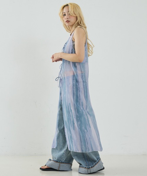 NOMINE（ノミネ）の「【前後着用可】水彩アート ニュアンス柄 2WAY シアー キャミワンピース ロング丈（ワンピース・レディース・グレイッシュブルー/オレンジ/ベージュ/チャコールグレー/ブラウン/ピンク・フリー）」の12枚目の写真