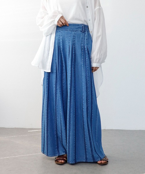 Cepica(セピカ)の「テンセルデニムタックワイドパンツ(デニムパンツ・レディース・ブルー・フリー)」の1枚目の写真