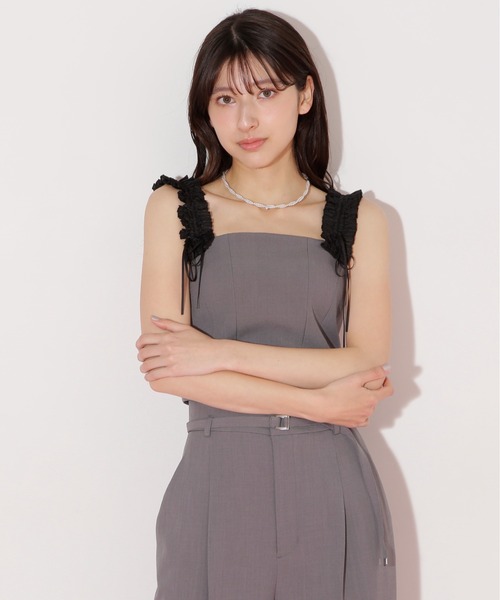 JILL by JILL STUART（ジルバイジルスチュアート）の「〈セットアップ対応〉フリルショルダービスチェ（シャツ/ブラウス・レディース・グレー/ブルー/ベージュ・FREE）」の9枚目の写真