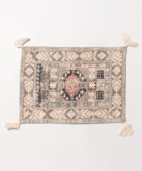 MILLION CARATS（ミリオンカラッツ）の「オリエンタルなラグデザインを施したアンティーク調の風合いが魅力のデジタルプリントランチョンマット（ランチョンマット/テーブルウェア・レディース・ブルー/オフホワイト/ピンク・FREE）」の20枚目の写真