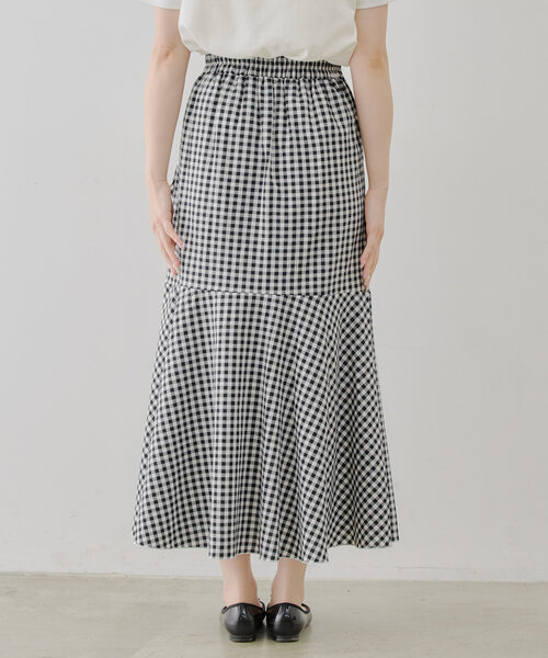 continuer de NICE CLAUP（コンティニューデナイスクラップ）の「【@reve.perle_セレクト】ラッフルロングスカート（スカート・レディース・チェック/ブラック・FREE）」の19枚目の写真