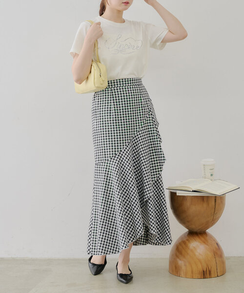 continuer de NICE CLAUP（コンティニューデナイスクラップ）の「【@reve.perle_セレクト】ラッフルロングスカート（スカート・レディース・チェック/ブラック・FREE）」の16枚目の写真