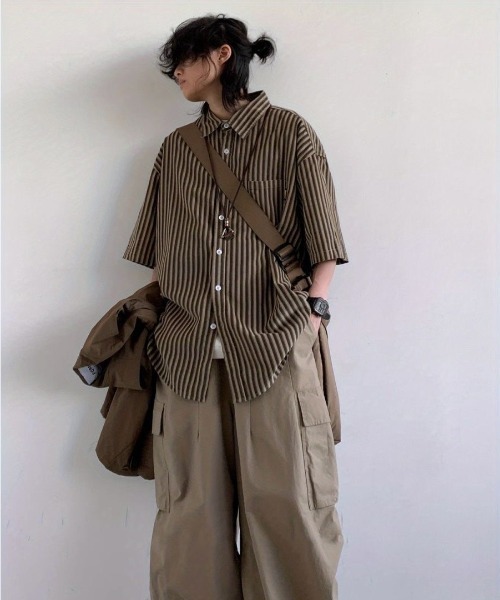 FreeZone(フリーゾーン)の「ストライプ半袖シャツ(シャツ/ブラウス・メンズ・ブラウン・F)」の12枚目の写真