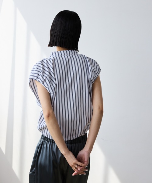 AIC.（エーアイシー）の「ストライプタックスリーブドローストリングシャツ（シャツ/ブラウス・レディース・オフホワイト/ブルー・FREE）」の11枚目の写真