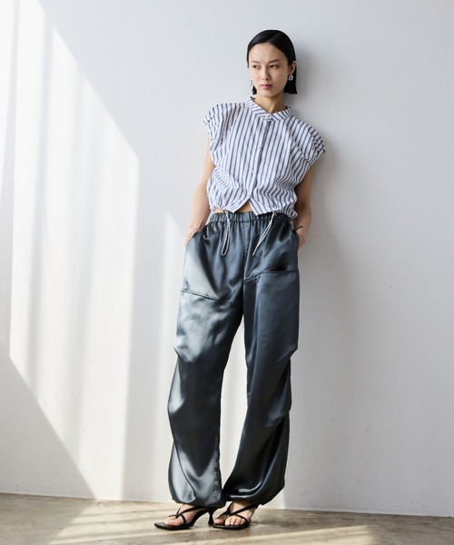 AIC.（エーアイシー）の「ストライプタックスリーブドローストリングシャツ（シャツ/ブラウス・レディース・オフホワイト/ブルー・FREE）」の13枚目の写真