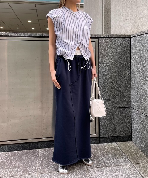 AIC.（エーアイシー）の「ストライプタックスリーブドローストリングシャツ（シャツ/ブラウス・レディース・オフホワイト/ブルー・FREE）」の21枚目の写真