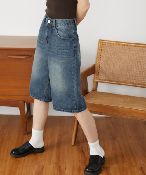 Auntie Rosa Holiday(アンティローザホリデー)の「ウォッシュドデニムハーフパンツ / サイズ展開あり(デニムパンツ・レディース・ブラック/ブルー・SMALL/MEDIUM)」の12枚目の写真