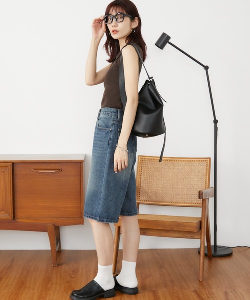 Auntie Rosa Holiday(アンティローザホリデー)の「ウォッシュドデニムハーフパンツ / サイズ展開あり(デニムパンツ・レディース・ブラック/ブルー・SMALL/MEDIUM)」の15枚目の写真