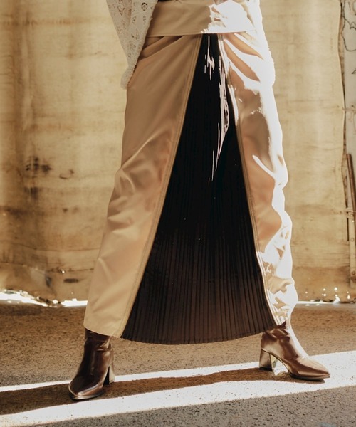 THEODORIC.dy（セオドリックディ）の「プリーツシフトスカート(ベルト付属＆プリーツ開閉式）（スカート・レディース・ベージュ/カーキ・フリー）」の20枚目の写真