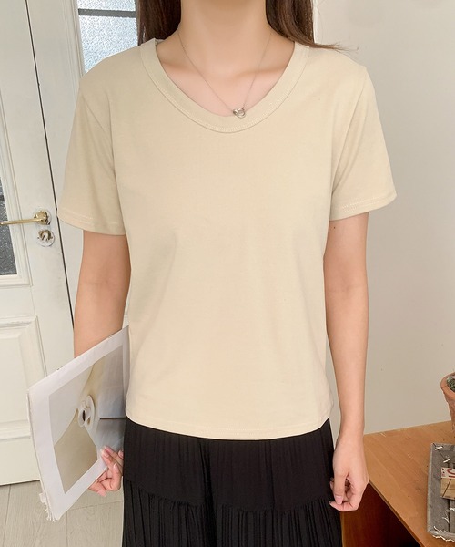 aimoha(アイモハ)の「【aimoha】デイリーコットン混VネックTシャツ (SS)(Tシャツ/カットソー・レディース・ブルー/オフホワイト/ブラック/ベージュ/ライトグリーン/ライトグレー/ネイビー・FREE)」の5枚目の写真
