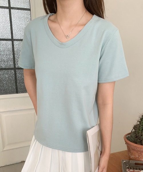aimoha(アイモハ)の「【aimoha】デイリーコットン混VネックTシャツ (SS)(Tシャツ/カットソー・レディース・ブルー/オフホワイト/ブラック/ベージュ/ライトグリーン/ライトグレー/ネイビー・FREE)」の7枚目の写真