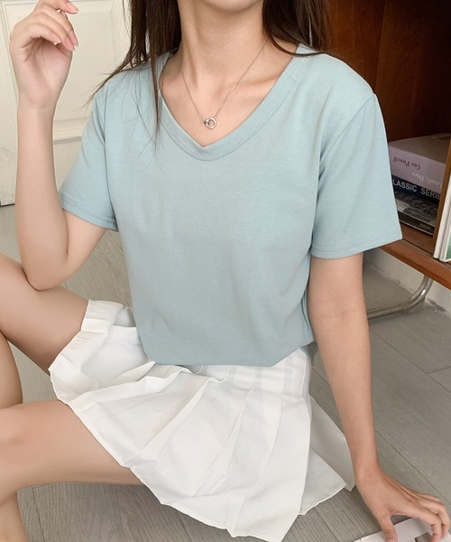 aimoha(アイモハ)の「【aimoha】デイリーコットン混VネックTシャツ (SS)(Tシャツ/カットソー・レディース・ブルー/オフホワイト/ブラック/ベージュ/ライトグリーン/ライトグレー/ネイビー・FREE)」の14枚目の写真