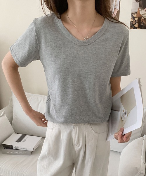 aimoha(アイモハ)の「【aimoha】デイリーコットン混VネックTシャツ (SS)(Tシャツ/カットソー・レディース・ブルー/オフホワイト/ブラック/ベージュ/ライトグリーン/ライトグレー/ネイビー・FREE)」の20枚目の写真