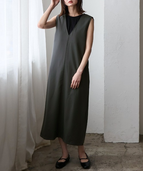 No Rule No Line（ノール－ルノーライン）の「深めVネック2wayジャンパースカート ワンピース（ワンピース・レディース・チャコール/ベージュ/ブラック・FREE）」の2枚目の写真