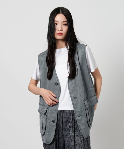 BEAUTY&YOUTH UNITED ARROWS(ビューティーアンドユースユナイテッドアローズ)の「キュプラブレンド Vネック ベスト(ベスト・レディース・ベージュ/ホワイト/ダークグレー・FREE)」の10枚目の写真