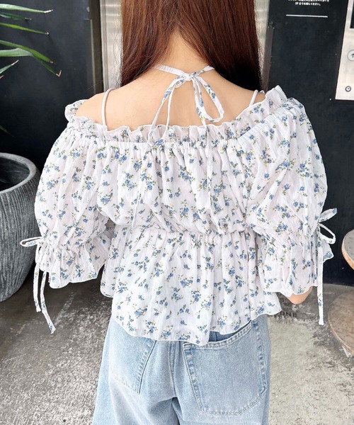 INGNI（イング）の「花柄オフショルブラウス（シャツ/ブラウス・レディース・ホワイト×ブルー/ホワイト系1・M）」の5枚目の写真