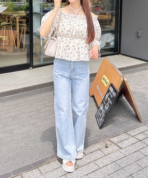 INGNI（イング）の「花柄オフショルブラウス（シャツ/ブラウス・レディース・ホワイト×ブルー/ホワイト系1・M）」の16枚目の写真