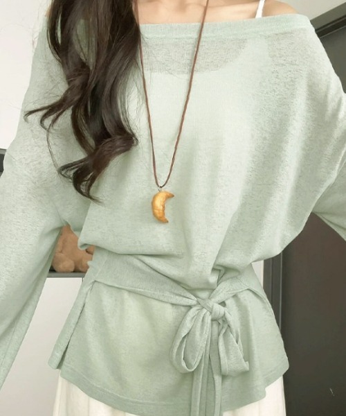 gossip!ロサンゼルス(ゴシップロサンゼルス)の「Y2Kガーリー オフショルダールーズトップス ブラウス(シャツ/ブラウス・レディース・ピンク/ライトグリーン/ホワイト/ブルー・FREE)」の1枚目の写真