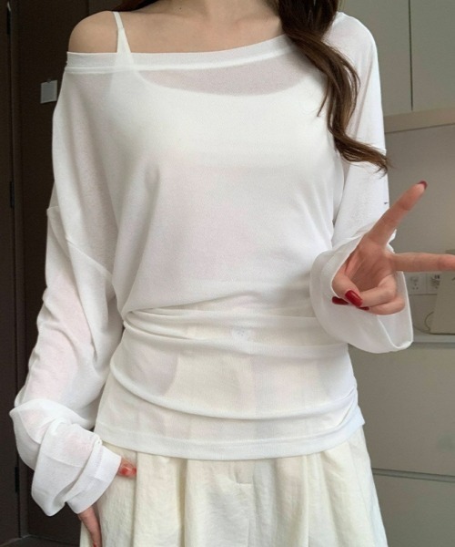 gossip!ロサンゼルス(ゴシップロサンゼルス)の「Y2Kガーリー オフショルダールーズトップス ブラウス(シャツ/ブラウス・レディース・ピンク/ライトグリーン/ホワイト/ブルー・FREE)」の7枚目の写真