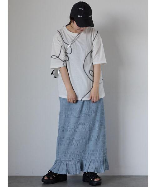 ehka sopo（エヘカソポ）の「ライン柄Tシャツ（Tシャツ/カットソー・レディース・ラベンダー/オフホワイト/チャコールグレー・F）」の6枚目の写真