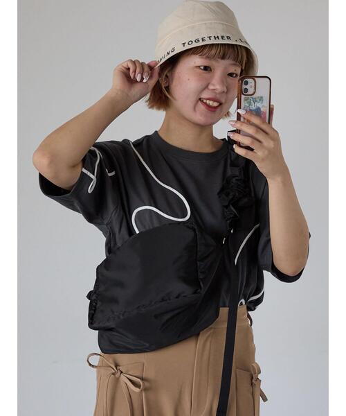 ehka sopo（エヘカソポ）の「ライン柄Tシャツ（Tシャツ/カットソー・レディース・ラベンダー/オフホワイト/チャコールグレー・F）」の18枚目の写真