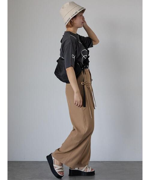 ehka sopo（エヘカソポ）の「ライン柄Tシャツ（Tシャツ/カットソー・レディース・ラベンダー/オフホワイト/チャコールグレー・F）」の15枚目の写真