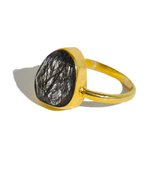 les bonbon(ルボンボン)の「【les bonbon】mistero ring/ミステロ リング(リング・レディース・ピンク/ゴールド/ブラック・#9/#11/#13/#15)」の6枚目の写真