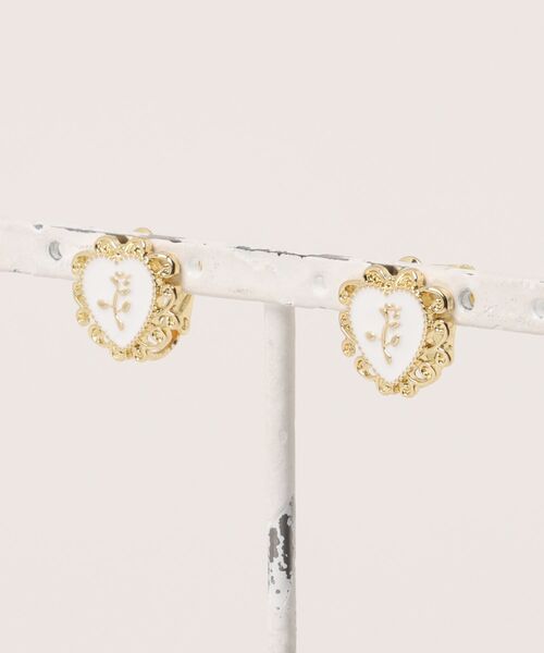 FOREVER 21(フォーエバー トゥエンティーワン)の「モチーフイヤリング(イヤリング・レディース・ブラック/ホワイト系その他/バーガンディー・FREE)」の10枚目の写真