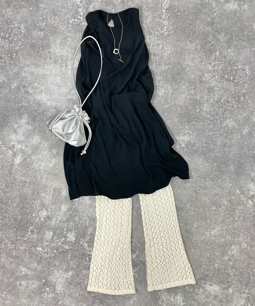 MILLION CARATS（ミリオンカラッツ）の「透け感レースで涼やかに美脚魅せ！軽やか素材と程よいフレアが叶える、大人の抜け感カットレースパンツ（その他パンツ・レディース・ブラウン/ブラック/オフホワイト・FREE）」の11枚目の写真