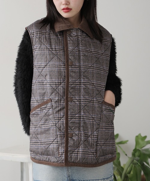 Vincent et Mireille（バンソンエミレイユ）の「Vincent et Mireille/バンソンエミレイユ RIDING VEST(PRINT) ライディングベスト(プリント) キルティングベスト（ベスト・メンズ・ベージュ・36）」の7枚目の写真