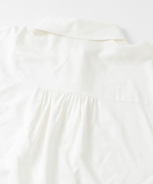 URBAN RESEARCH Sonny Label(アーバンリサーチサニーレーベル)の「リネン混クロップドドルマンシャツ(シャツ/ブラウス・レディース・オフホワイト/チャコールグレー/ベージュ・FREE)」の21枚目の写真