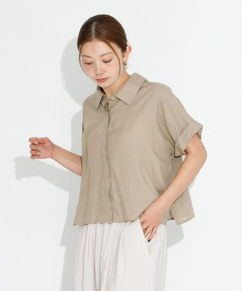 URBAN RESEARCH Sonny Label(アーバンリサーチサニーレーベル)の「リネン混クロップドドルマンシャツ(シャツ/ブラウス・レディース・オフホワイト/チャコールグレー/ベージュ・FREE)」の22枚目の写真