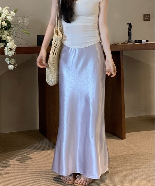 FREE STYLISTS(フリー スタイリスト)の「YUGA_YGMC Satin mermaid skirt(スカート・レディース・ラベンダー/シャンパン/ベビーピンク/ブラック/ライトブルー/オフホワイト・L/M)」の4枚目の写真