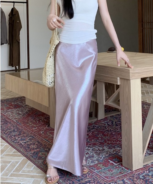 FREE STYLISTS(フリー スタイリスト)の「YUGA_YGMC Satin mermaid skirt(スカート・レディース・ラベンダー/シャンパン/ベビーピンク/ブラック/ライトブルー/オフホワイト・L/M)」の10枚目の写真