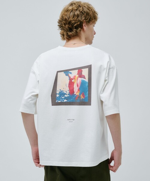 PUBLIC TOKYO(パブリックトウキョウ)の「UNITO サスティナブルフォトTEE(Tシャツ/カットソー・メンズ・ホワイト/パープル/ホワイト系その他/ワイン・1/2)」の1枚目の写真