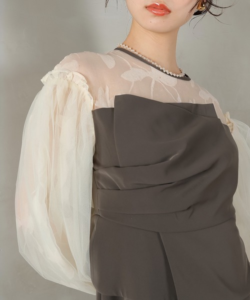 Kana(カナ)の「オーガンジー×チュール ボリューム袖 花柄 ビスチェ ドレス 結婚式 お呼ばれ オケージョン(ドレス・レディース・ブラック/ブラウン系1/グリーン系/ベージュ×ブラック・M)」の16枚目の写真