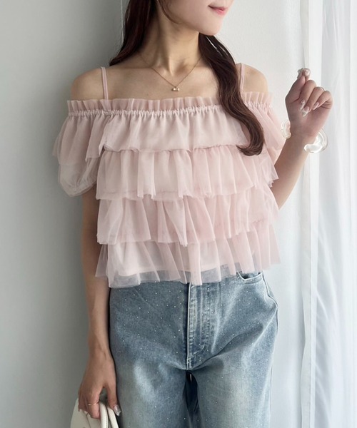 one after another NICE CLAUP(ワンアフターアナザーナイスクラップ)の「ティアードチュールブラウス(シャツ/ブラウス・レディース・ピンク/オフホワイト/ブラック・FREE)」の1枚目の写真