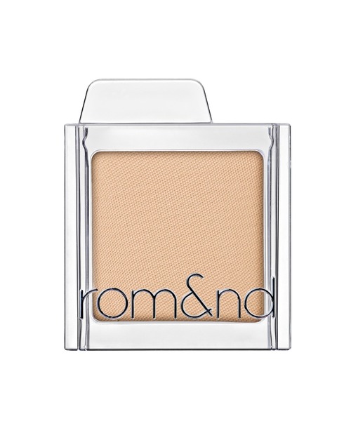 rom&nd（ロムアンド）の「rom&nd スライドインシングル（アイシャドウ・レディース・M09 BE HAZY/M07 SPRING LAVENDER/M06 SODA POP/G02 BUTTER RING/M18 PLAIN MOCHA/M11 CUSTARD/M17 PONY/M02 COOL VOLUMER/G05 NU METEOR/M04 JUICY MANGO/M05 MELON DEW/S15 GINGER/S07 PORCELAIN/M16 FIG WHIPPING/M08 PALE PEONY/G04 PURPLE LIT/S10 JAMBON PINK/S09 SALTY VANILLA/S08 PINK SHA/M15 NOTHING PEACH/M14 TOE SHOES/M13 GRAPE CREAM/M12 MARGARET/G01 SNOWY/G03 BUNNY CHAT/S06 SORBET WHIP/M19 MAUVE DOUGH/S02 RICH LEMON/S11 MASHED GRAPEFRUIT/S05 BUBBLY/M20 DAILY BUCKWHEAT/M21 WARM CARAMEL/M24 DUST/S01 GLAZE/M01 WARM VOLUMER/G06 CLOUD・FREE）」の2枚目の写真