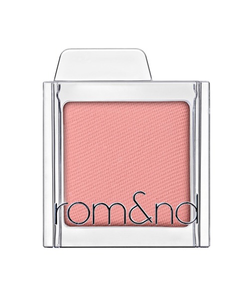 rom&nd（ロムアンド）の「rom&nd スライドインシングル（アイシャドウ・レディース・M09 BE HAZY/M07 SPRING LAVENDER/M06 SODA POP/G02 BUTTER RING/M18 PLAIN MOCHA/M11 CUSTARD/M17 PONY/M02 COOL VOLUMER/G05 NU METEOR/M04 JUICY MANGO/M05 MELON DEW/S15 GINGER/S07 PORCELAIN/M16 FIG WHIPPING/M08 PALE PEONY/G04 PURPLE LIT/S10 JAMBON PINK/S09 SALTY VANILLA/S08 PINK SHA/M15 NOTHING PEACH/M14 TOE SHOES/M13 GRAPE CREAM/M12 MARGARET/G01 SNOWY/G03 BUNNY CHAT/S06 SORBET WHIP/M19 MAUVE DOUGH/S02 RICH LEMON/S11 MASHED GRAPEFRUIT/S05 BUBBLY/M20 DAILY BUCKWHEAT/M21 WARM CARAMEL/M24 DUST/S01 GLAZE/M01 WARM VOLUMER/G06 CLOUD・FREE）」の22枚目の写真