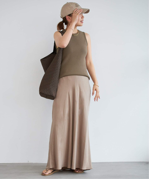 新品•未使用【NAGHEDI/ナゲディ】NOMAD LARGE HOBO NAGHEDI/ナゲディ】NOMAD LARGE HOBO（ショルダーバッグ