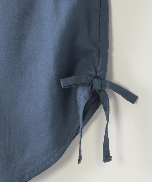 ikka（イッカ）の「【親子コーデ】マルチWAYバンドカラーシャツ（110~160cm）（シャツ/ブラウス・キッズ・オフホワイト/ブルー・L/S/M/XL/XS）」の11枚目の写真