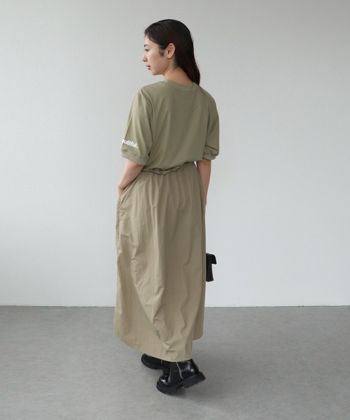 Cepica（セピカ）の「布帛切替ロゴカットワンピース（ワンピース・レディース・ベージュ/チャコールグレー・FREE）」の10枚目の写真