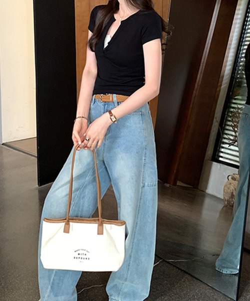 LYEON（リヨン）の「ヘンリーネックトップス/キーネックTシャツ（Tシャツ/カットソー・レディース・ブラック/オフホワイト/ネイビー・FREE）」の5枚目の写真
